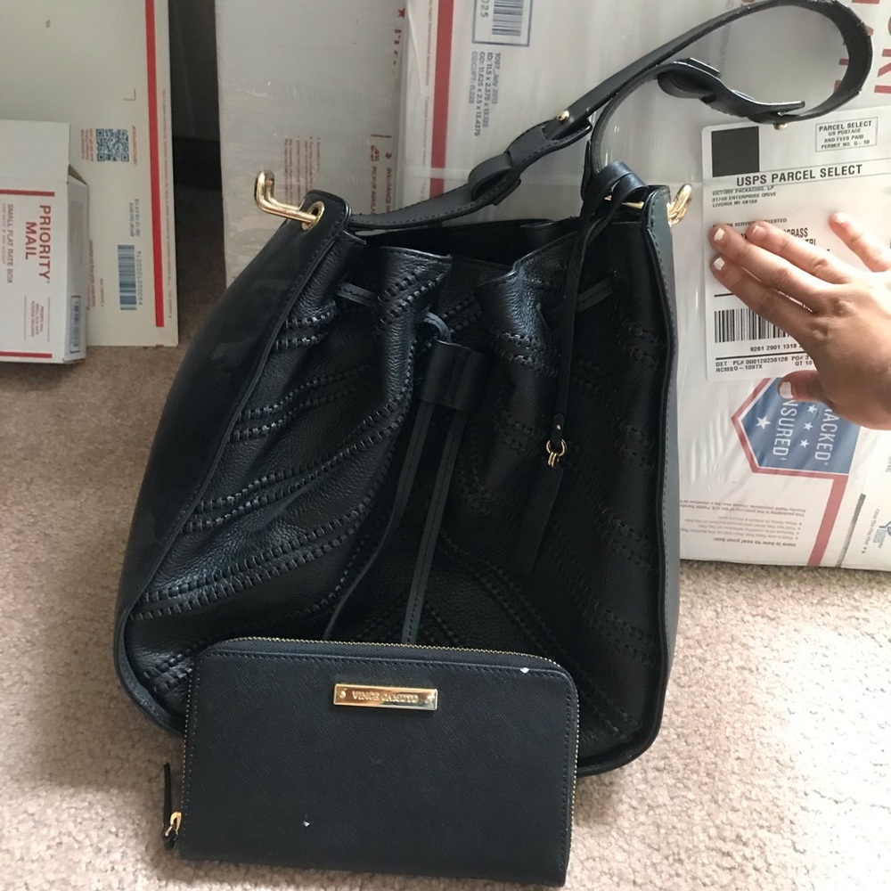 Vince Camuto Black Purse w/ Matching Wallet!